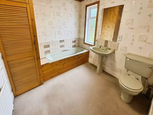 Photo 1- click for photo gallery